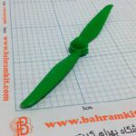 ملخ 2 پره سبز