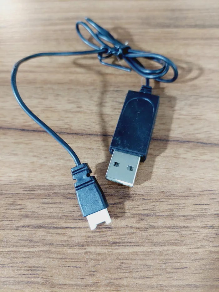 شارژر کواد کوپتر سوکت سفید - Image 1