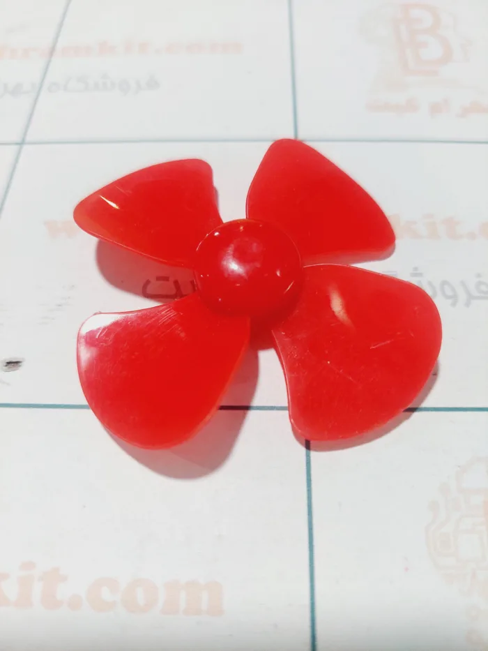 ملخ 4 پره 100 میل - Image 1