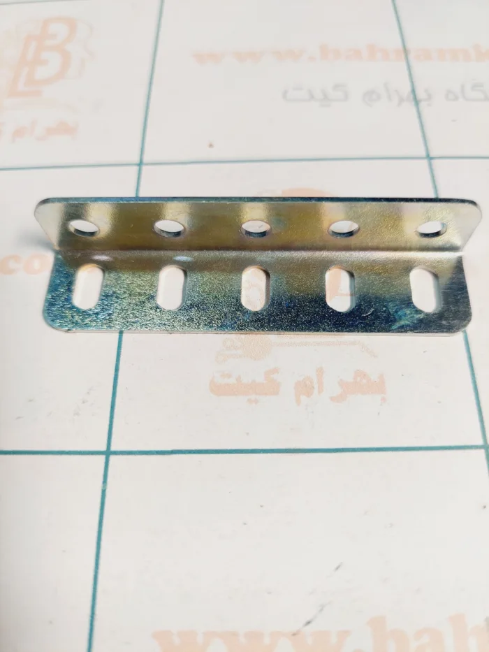 ۲۰۲۴۰۶۰۲_۱۹۴۸۱۶ سازه فلزی نبشی 5 سوراخ بسته 4 تایی - Image 1
