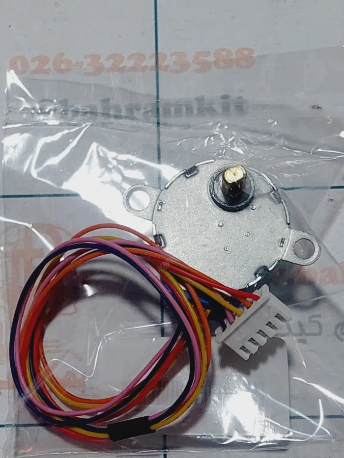 ۲۰۲۴۰۷۰۶_۱۸۲۴۰۷ استپر موتور 5 ولت 5 سیم - Image 1