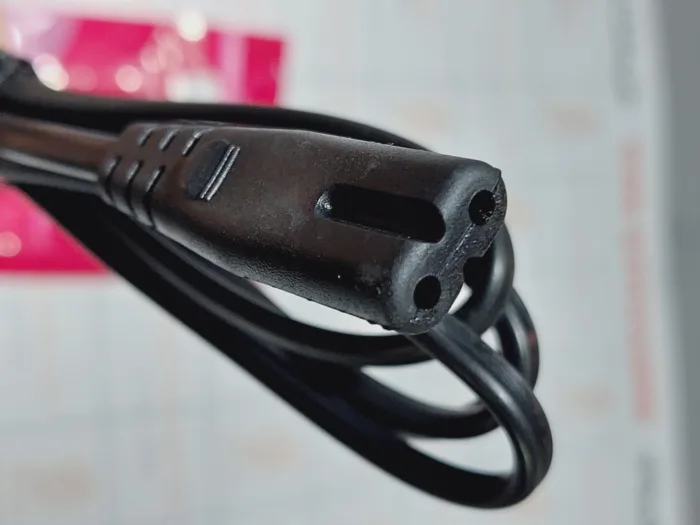 کابل برق دو چاک giga felex 1.5 m - Image 2