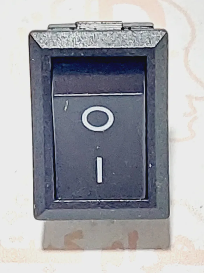 کلید راکر 2 پایه 20x15 mm 6A - Image 1