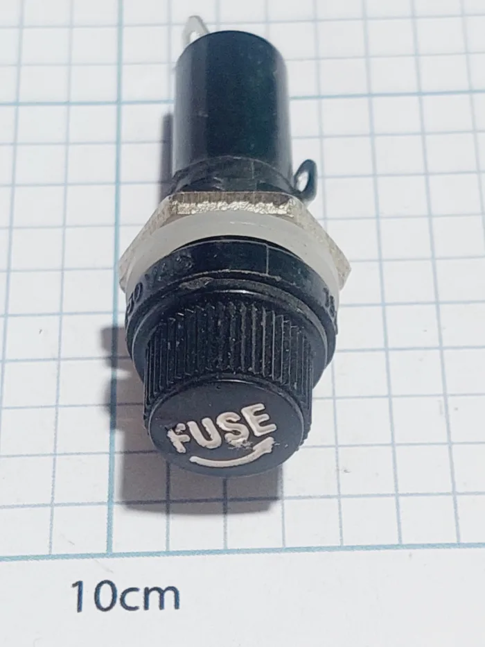 جای فیوز رو کار بزرگ - Image 1