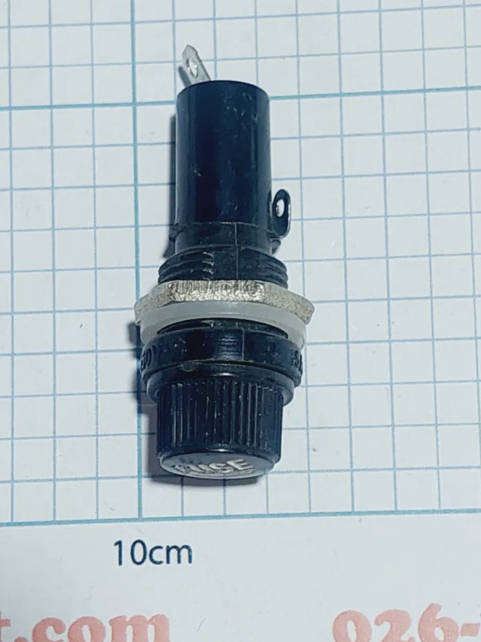 جای فیوز رو کار بزرگ - Image 2