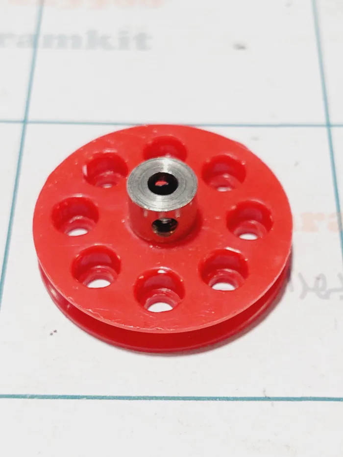 پولی قرمز بزرگ - Image 1