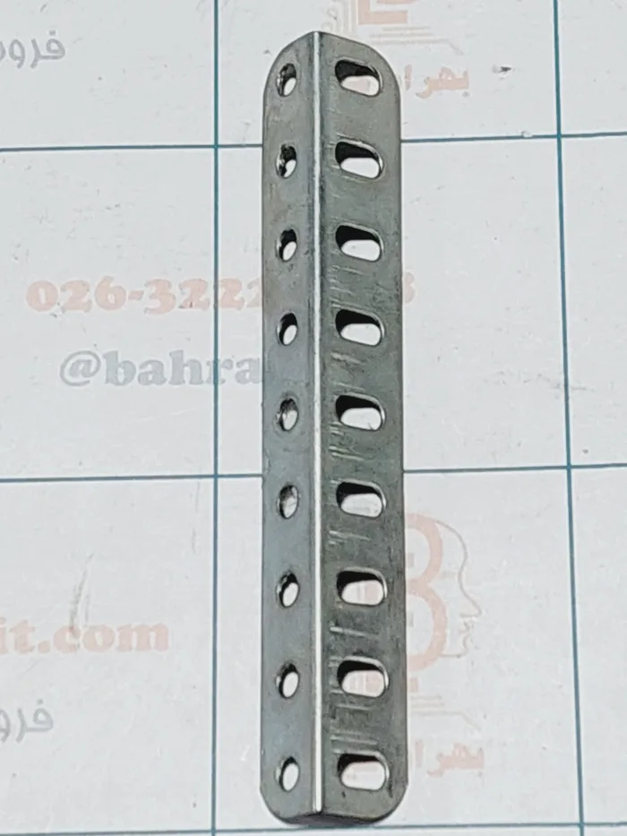 ۲۰۲۴۱۰۲۰_۱۱۱۲۴۹ سازه فلزی نبشی 9 سوراخ بسته 4 تایی - Image 2