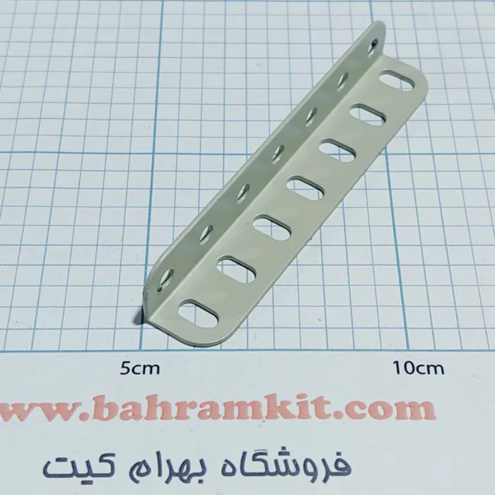 ۲۰۲۴۱۲۰۳_۱۸۰۲۳۸ سازه فلزی نبشی 7 سوراخ بسته 4 تایی - Image 1