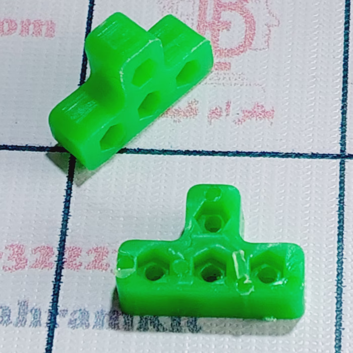 ۲۰۲۵۰۸۰۷_۱۱۵۳۲۷ سازه پلا ستیک T عمده 500 عدد - Image 1