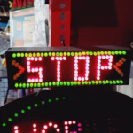 تابلو استوپ (STOP ) اتومبیل 12 ولت با پایه نصب برنامه دار - Image 2